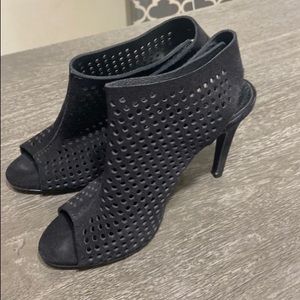 ✨Pedro García España | Black Suede Heels ✨